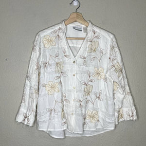 Alfred Dunner Blouse White Cream Floral Embroidered VNeck Button Up Grandma Core